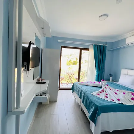 Marquis Blue Panzió 4*