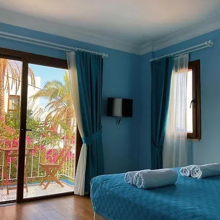 Marquis Blue Alojamento de Acomodação e Pequeno-almoço