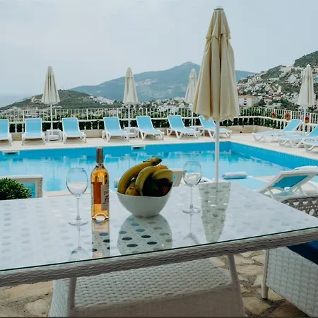 Marquis Blue 4* קס