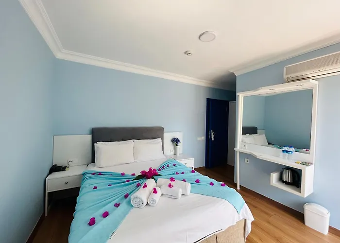 Marquis Blue Bed & Breakfast Kaş