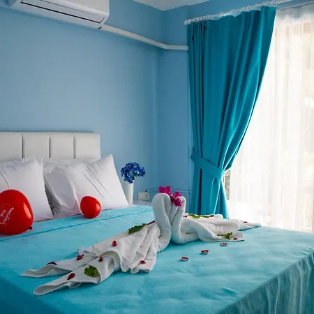 Couette-café Marquis Blue Kaş